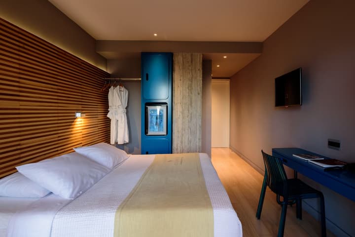 Essence Hotel