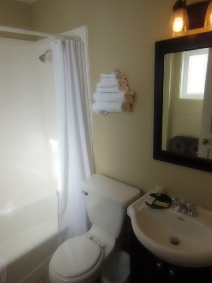 Mountain Ridge Cabins and Lodging