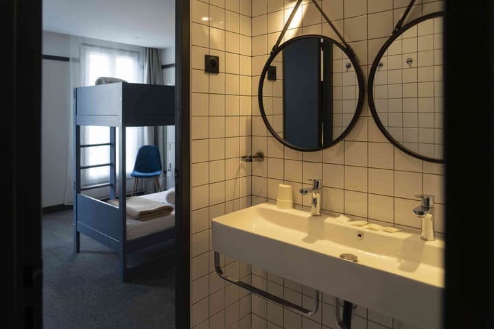 Hotel SUB