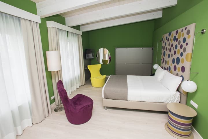 Diamante Mhotel