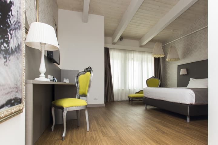 Diamante Mhotel