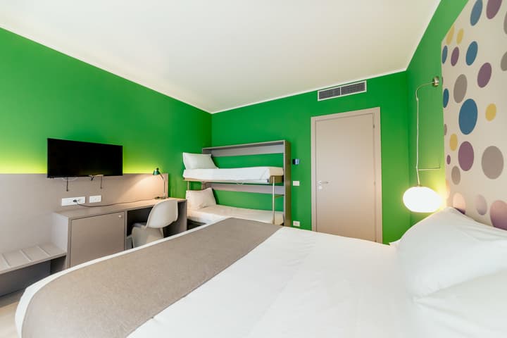 Diamante Mhotel