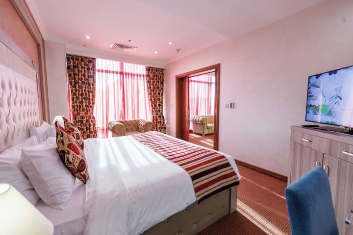 Sapphire Plaza Hotel