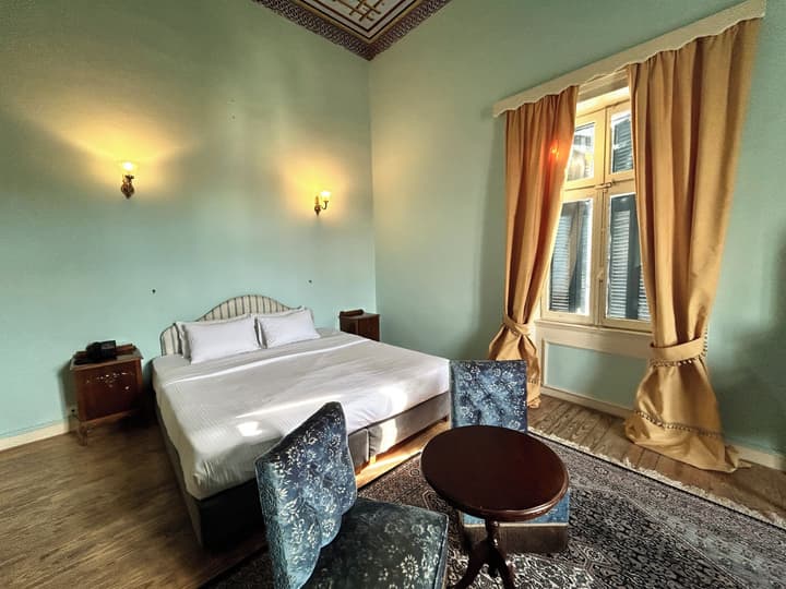 Loriet Hotel