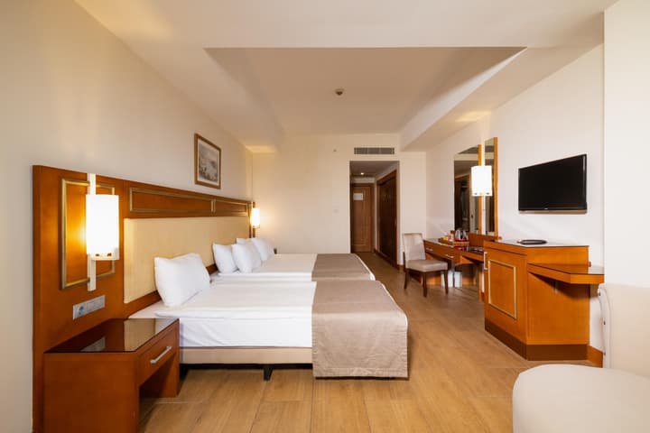 Crystal Prestige Pearl Collection - All inclusive