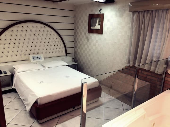 David Plaza Hotel