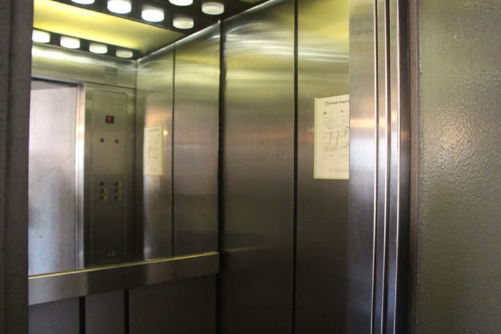 David Plaza Hotel