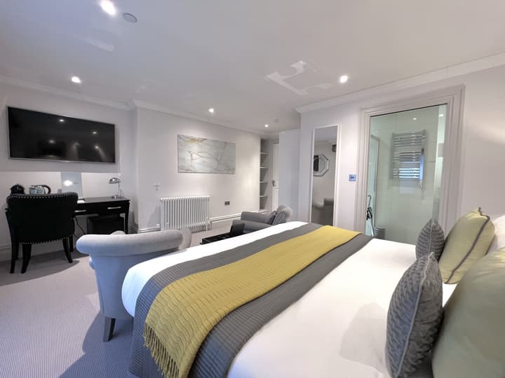 Tavistock House Hotel