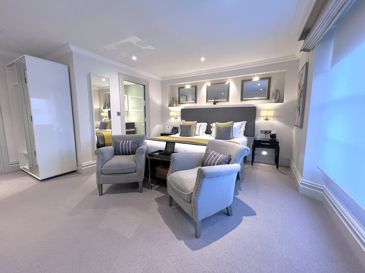 Tavistock House Hotel