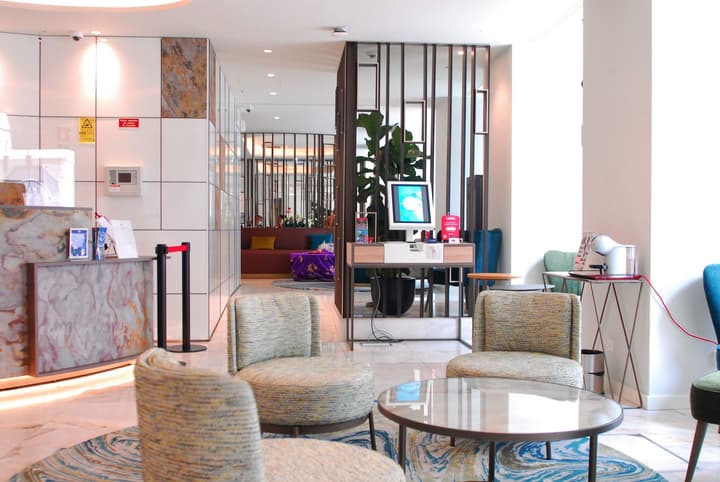 The 7 Hotel