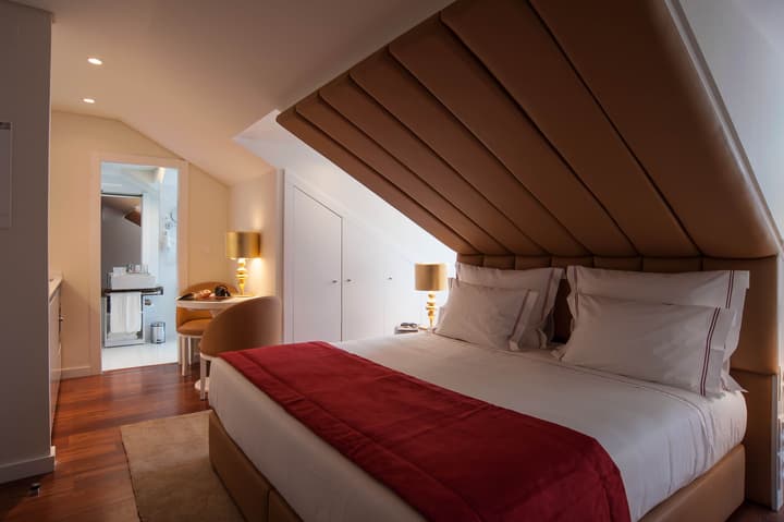 The 7 Hotel