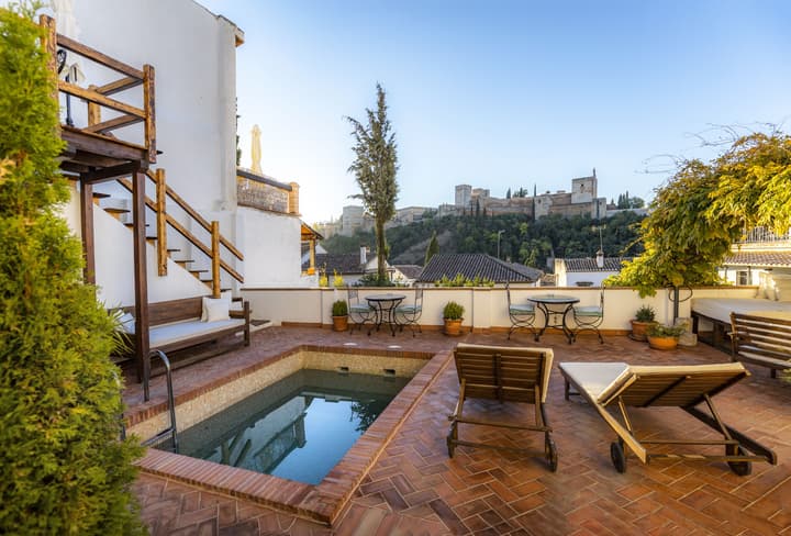 Casa Bombo