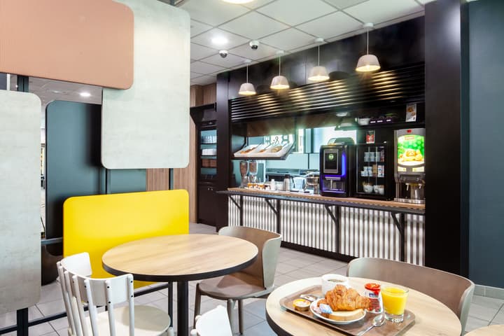 B&B HOTEL Paris Saint-Denis Pleyel