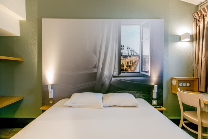 B&B HOTEL Bordeaux Lormont