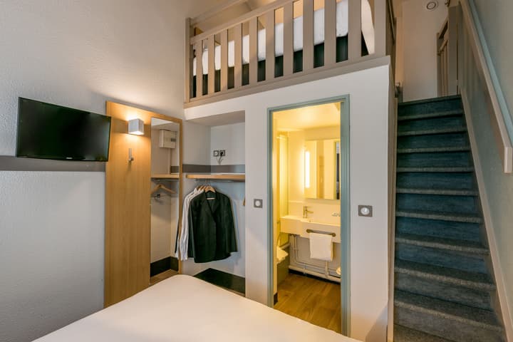 B&B HOTEL Bordeaux Lormont