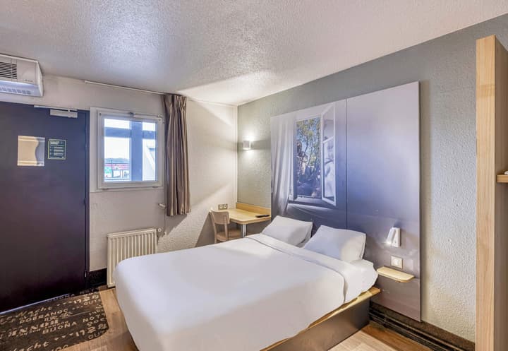 B&B HOTEL Bordeaux Lormont