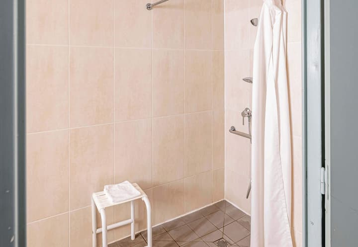 B&B HOTEL Bordeaux Lormont
