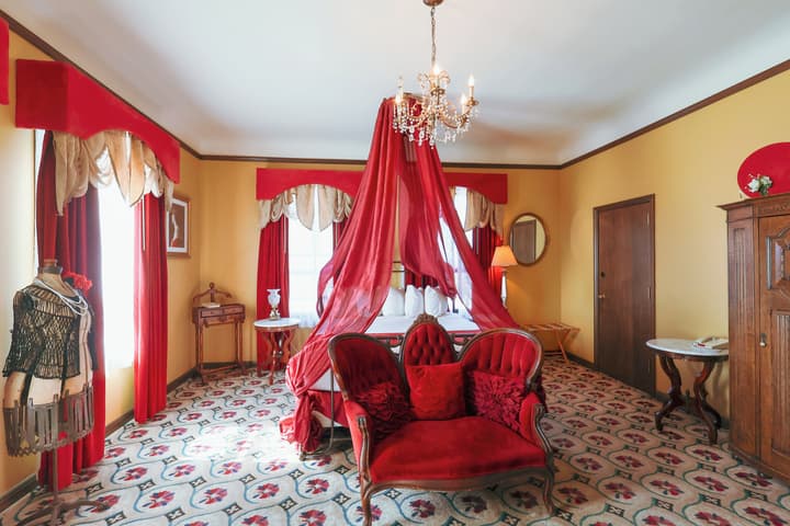 Mizpah Hotel
