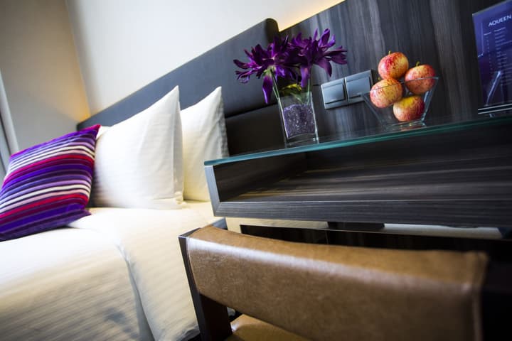 Aqueen Hotel Paya Lebar