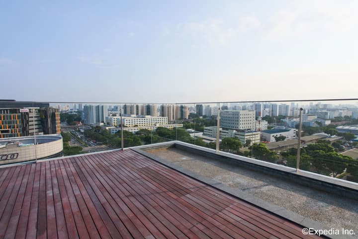 Aqueen Hotel Paya Lebar