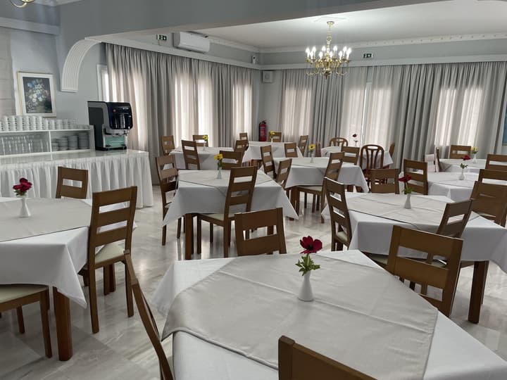 Albatros Hotel