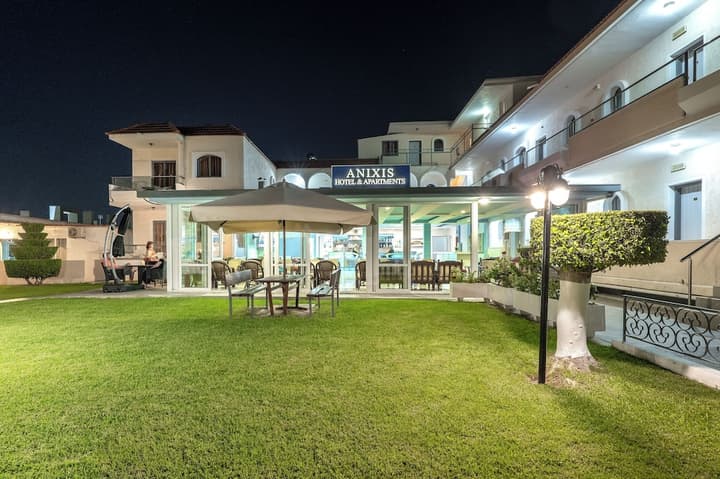 Anita ApartHotel