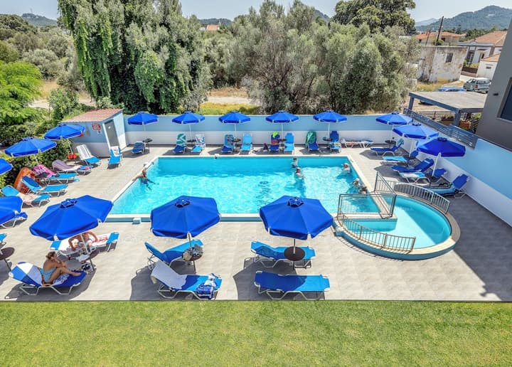 Anita ApartHotel