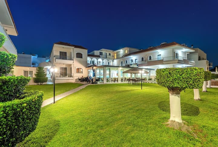 Anita ApartHotel