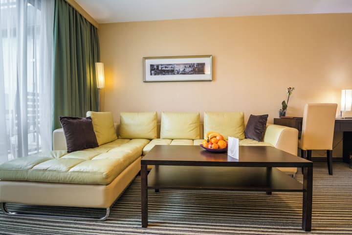 Best Western Plus Olives City Hotel