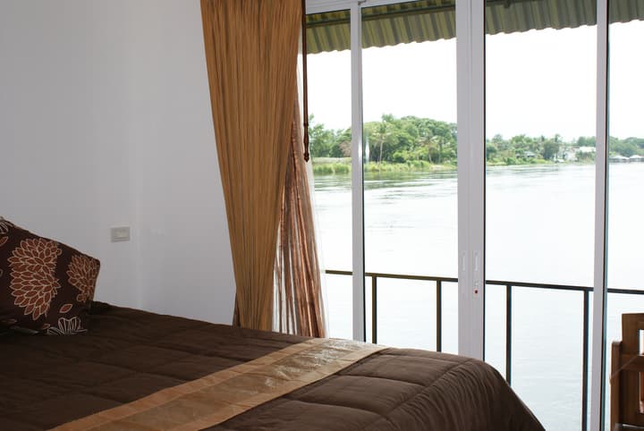 Tara Raft Kanchanaburi