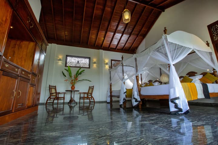 Niyagama House