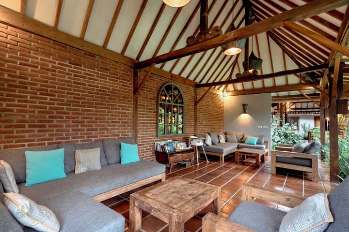 Belukar Villas