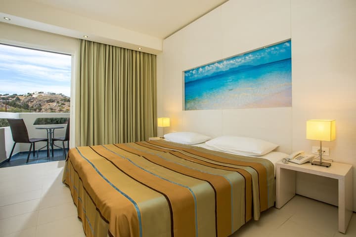 Lindos White Hotel & Suites