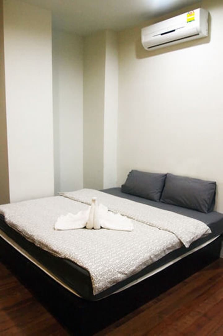 Sunny Hostel Phuket