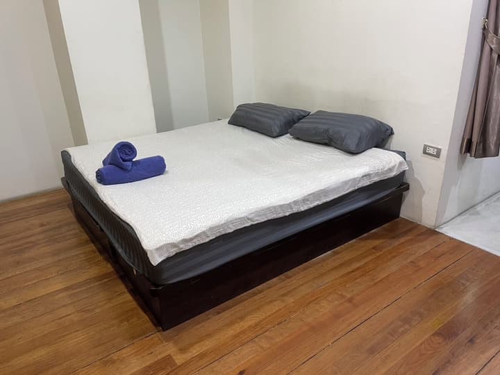 Sunny Hostel Phuket