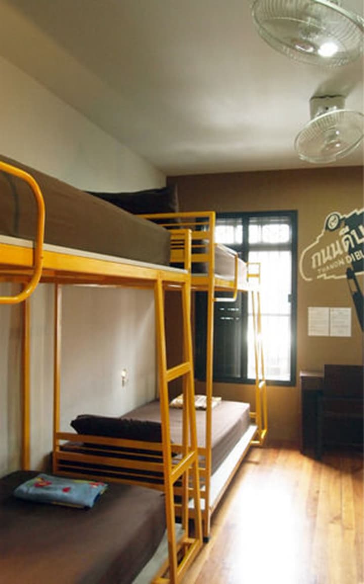 Sunny Hostel Phuket