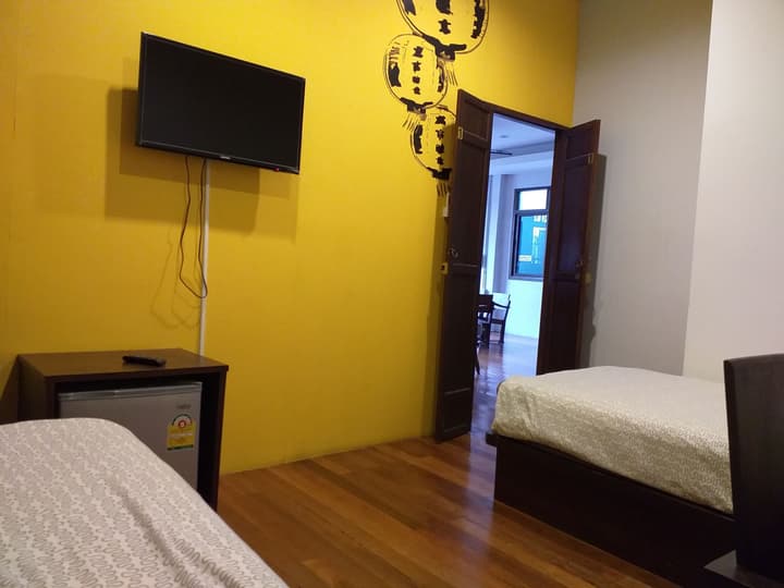 Sunny Hostel Phuket