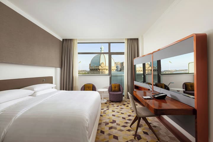 Sheraton Baku Intourist