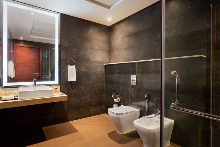 Ramada Resort by Wyndham Manama Seef