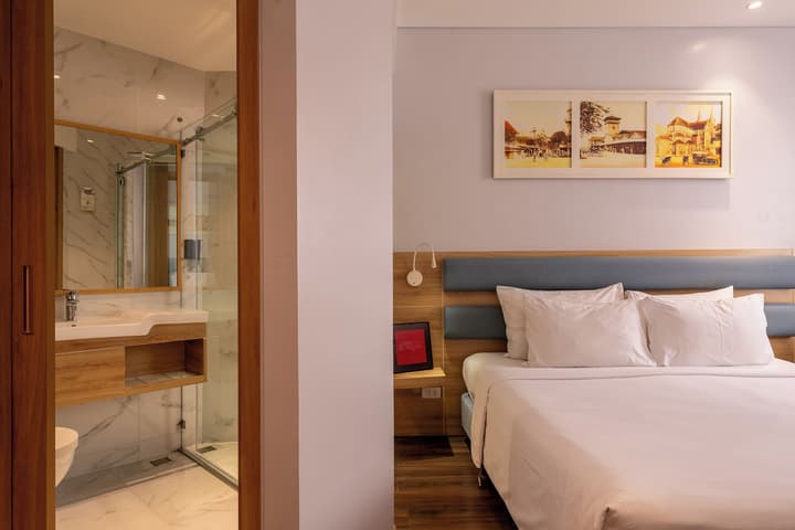 Adora Mira Hotel