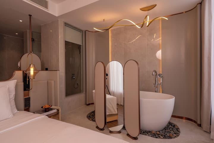 Adora Mira Hotel