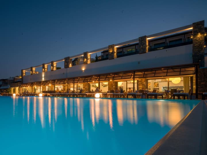 Royal Marmin Bay Boutique & Art Hotel - Adults Only