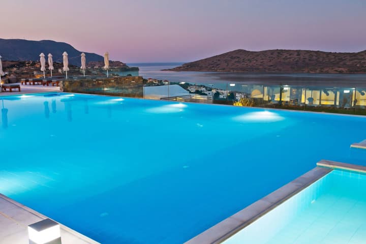 Royal Marmin Bay Boutique & Art Hotel - Adults Only