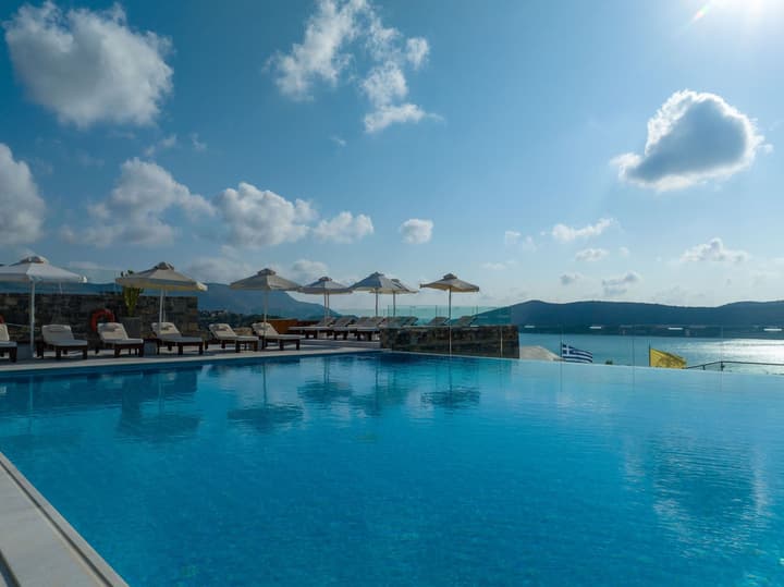 Royal Marmin Bay Boutique & Art Hotel - Adults Only