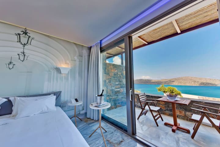 Royal Marmin Bay Boutique & Art Hotel - Adults Only