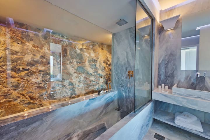 Royal Marmin Bay Boutique & Art Hotel - Adults Only