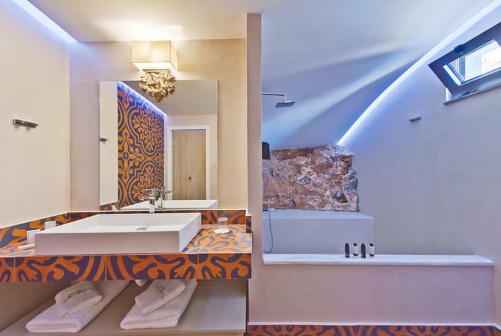 Royal Marmin Bay Boutique & Art Hotel - Adults Only
