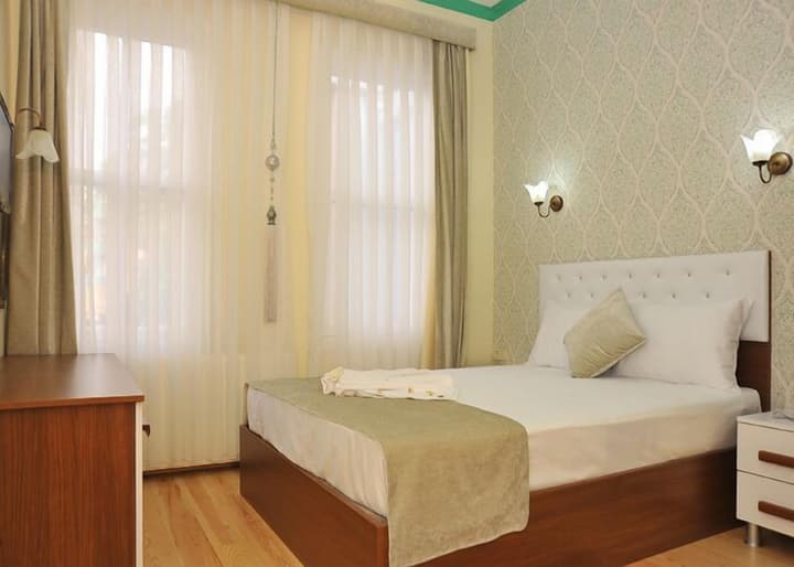 Dualis Hotel