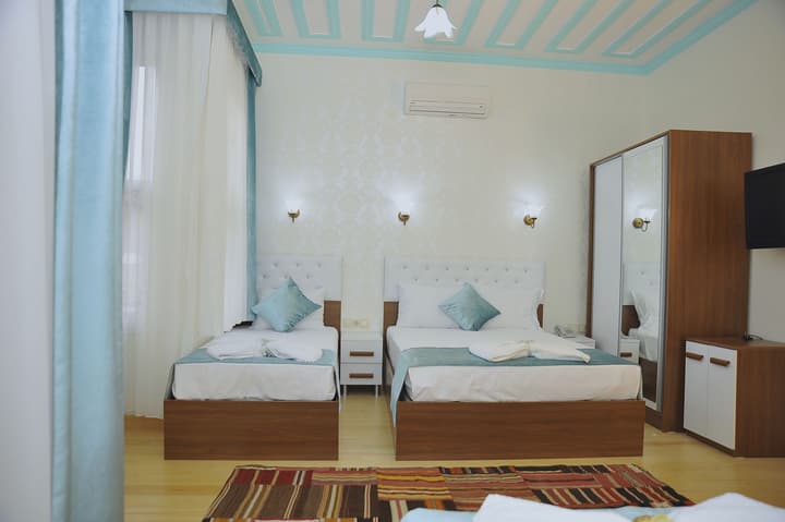 Dualis Hotel