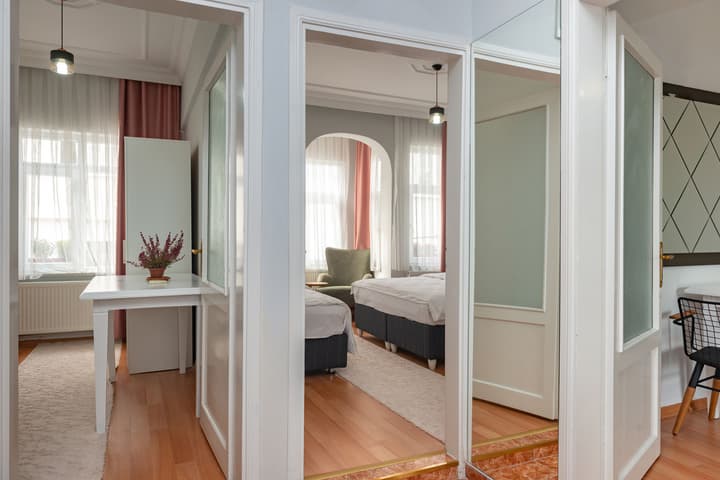 Dualis Hotel